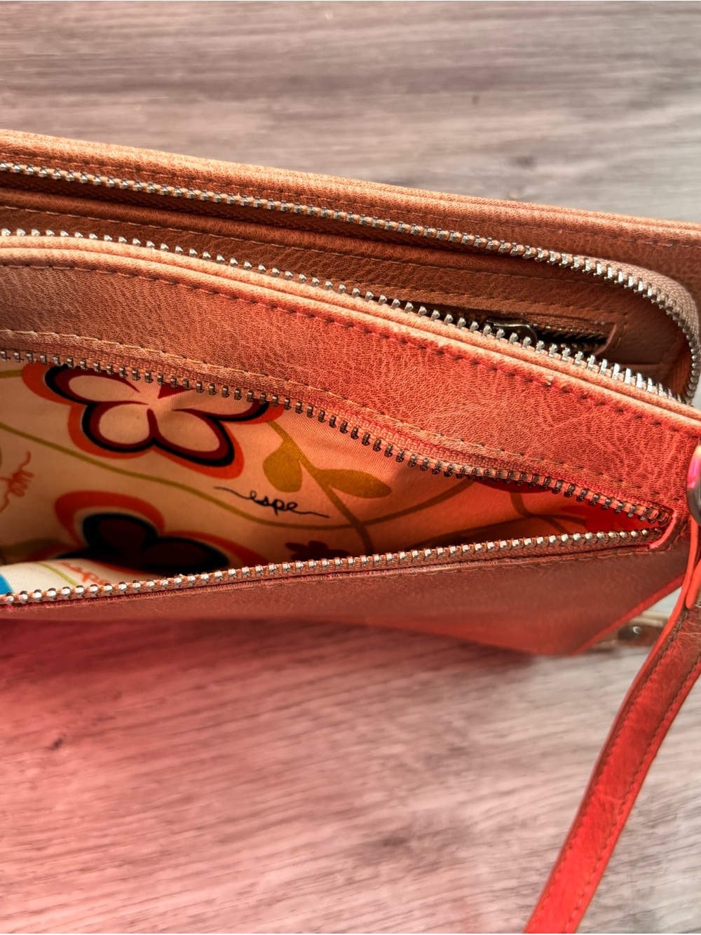 ESPE Vegan Leather Smartphone Crossbody Wallet Bag - Hibiscus - Picture 4 of 6